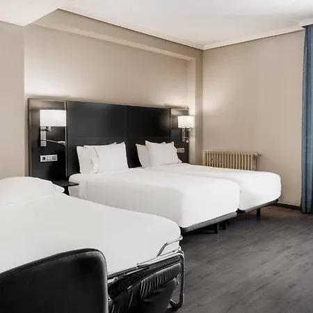 ホテル General Alava 3*