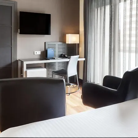 Hotel General Alava 3*
